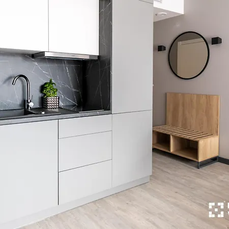 Brzoskwiniowy * 브로츠와프