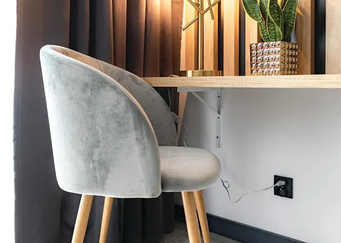 Brzoskwiniowy * 브로츠와프